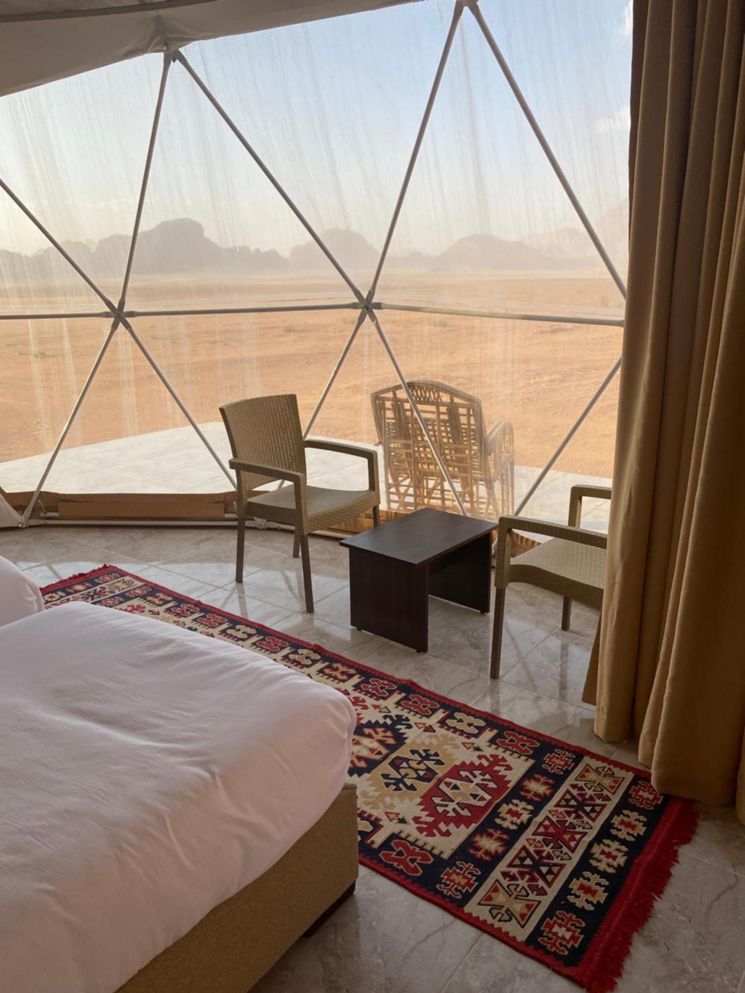 Waseem Luxury Camp Wadi Rum Bagian luar foto